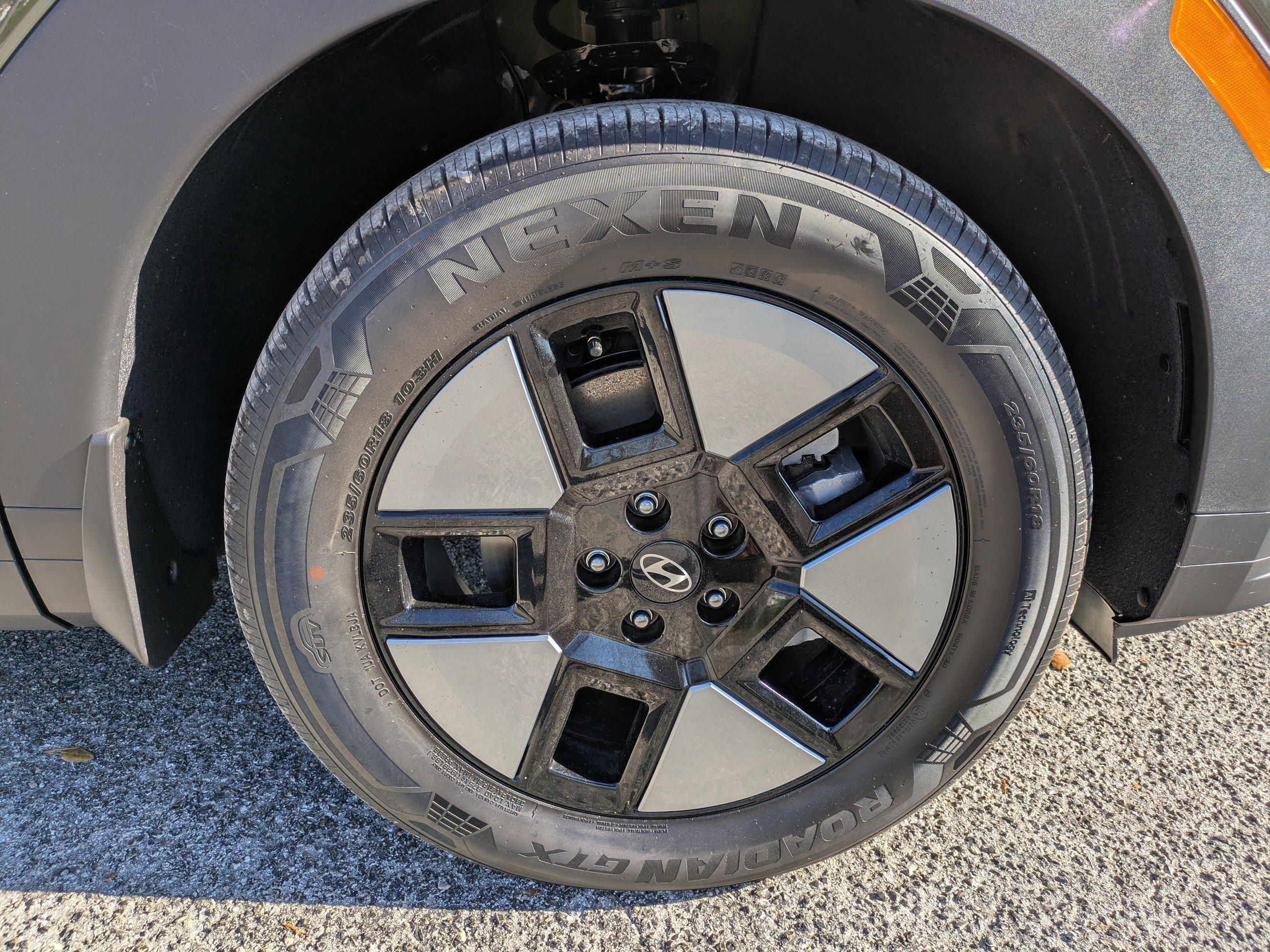 Hyundai Santa Fe Hybrid Sel Front Wheel Drive Sport Utility - Thumbnail 10