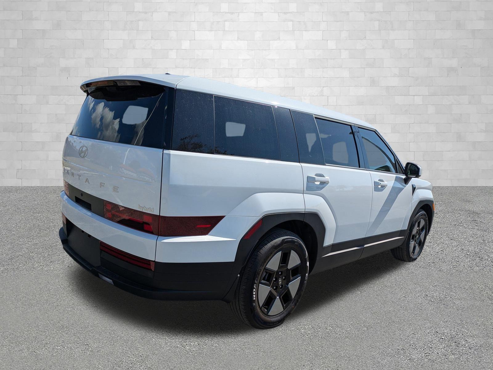 Hyundai Santa Fe Hybrid Se Front Wheel Drive Sport Utility - Thumbnail 3