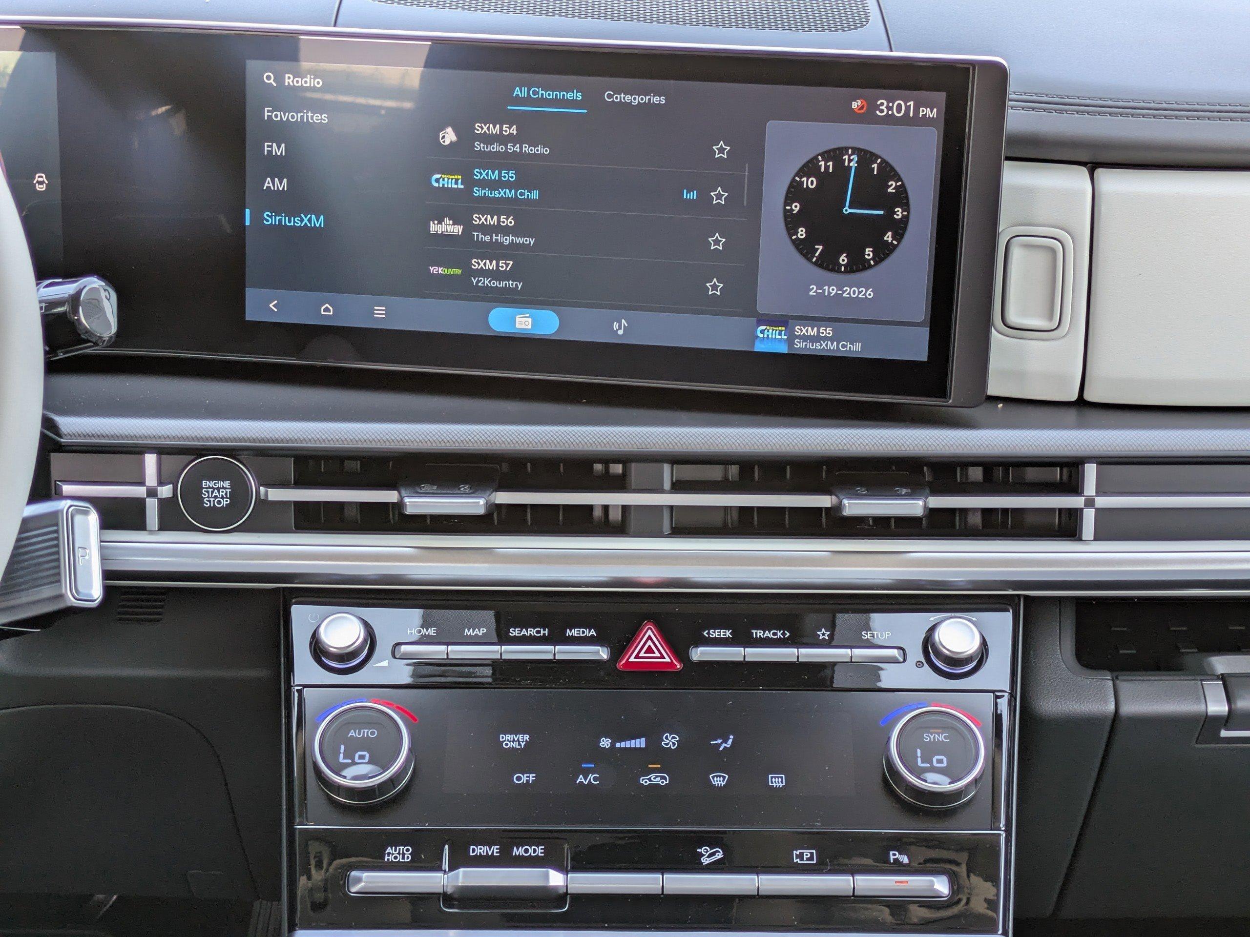 Hyundai Santa Fe Hybrid Se Front Wheel Drive Sport Utility - Thumbnail 13