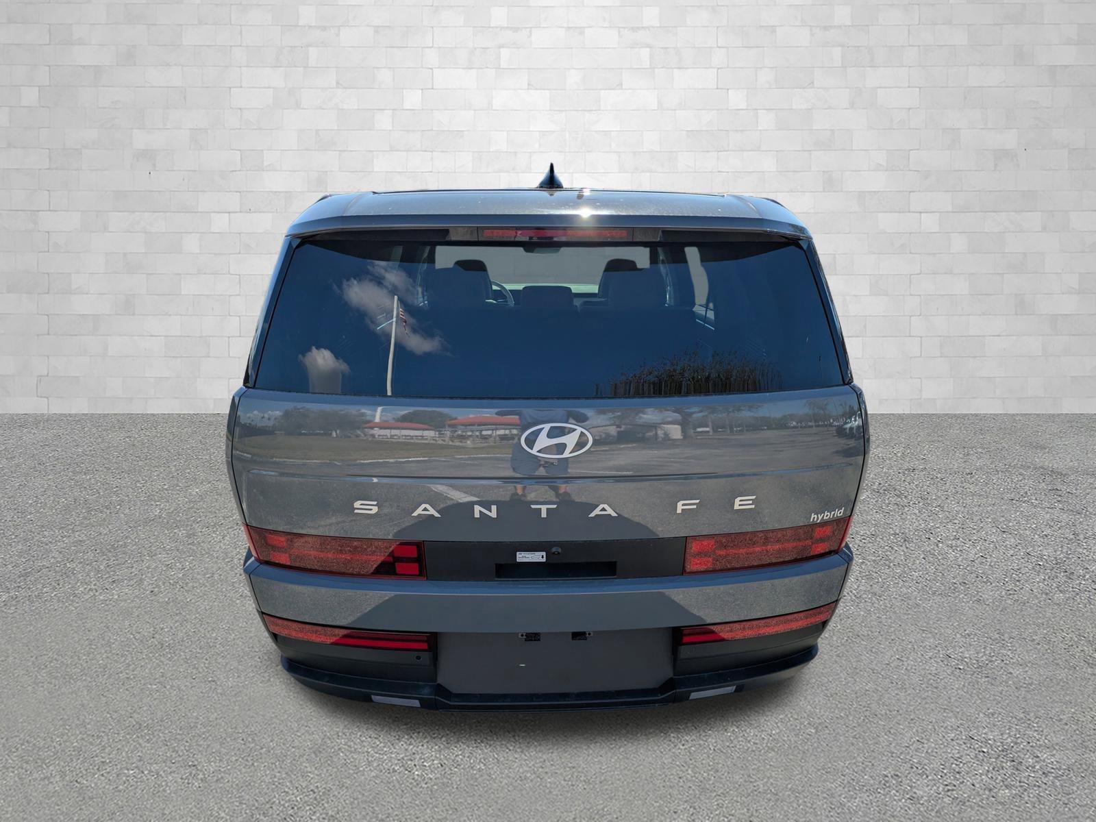 Hyundai Santa Fe Hybrid Se Front Wheel Drive Sport Utility - Thumbnail 4