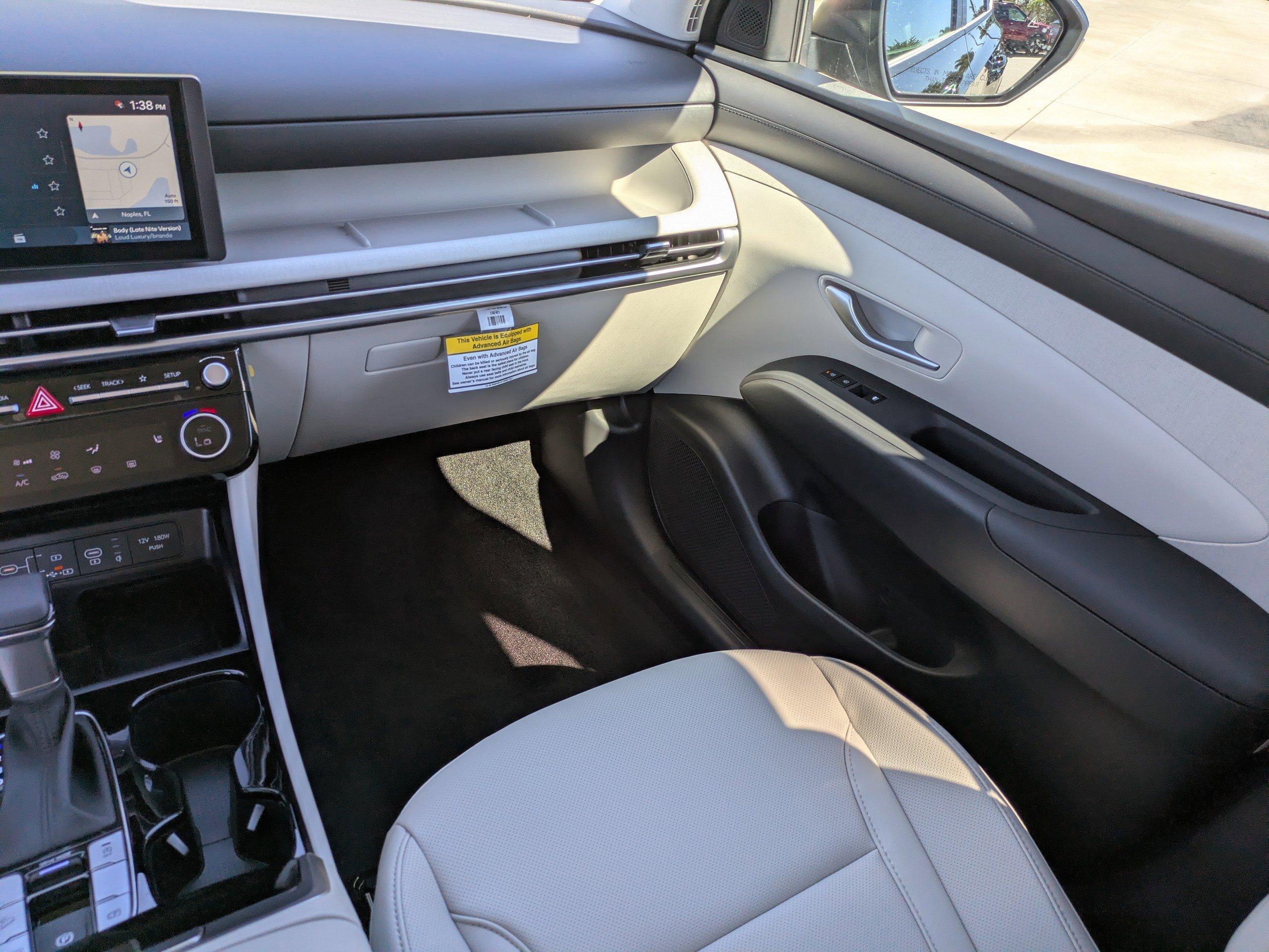 Hyundai Tucson Sel Premium Fwd Front Wheel Drive Sport Utility - Thumbnail 13