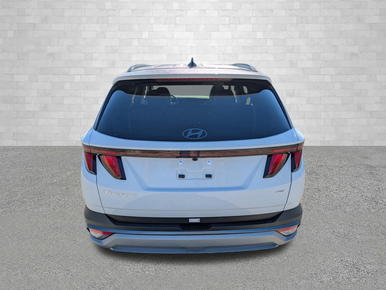 Hyundai Tucson Sel Awd All Wheel Drive Sport Utility - Thumbnail 4