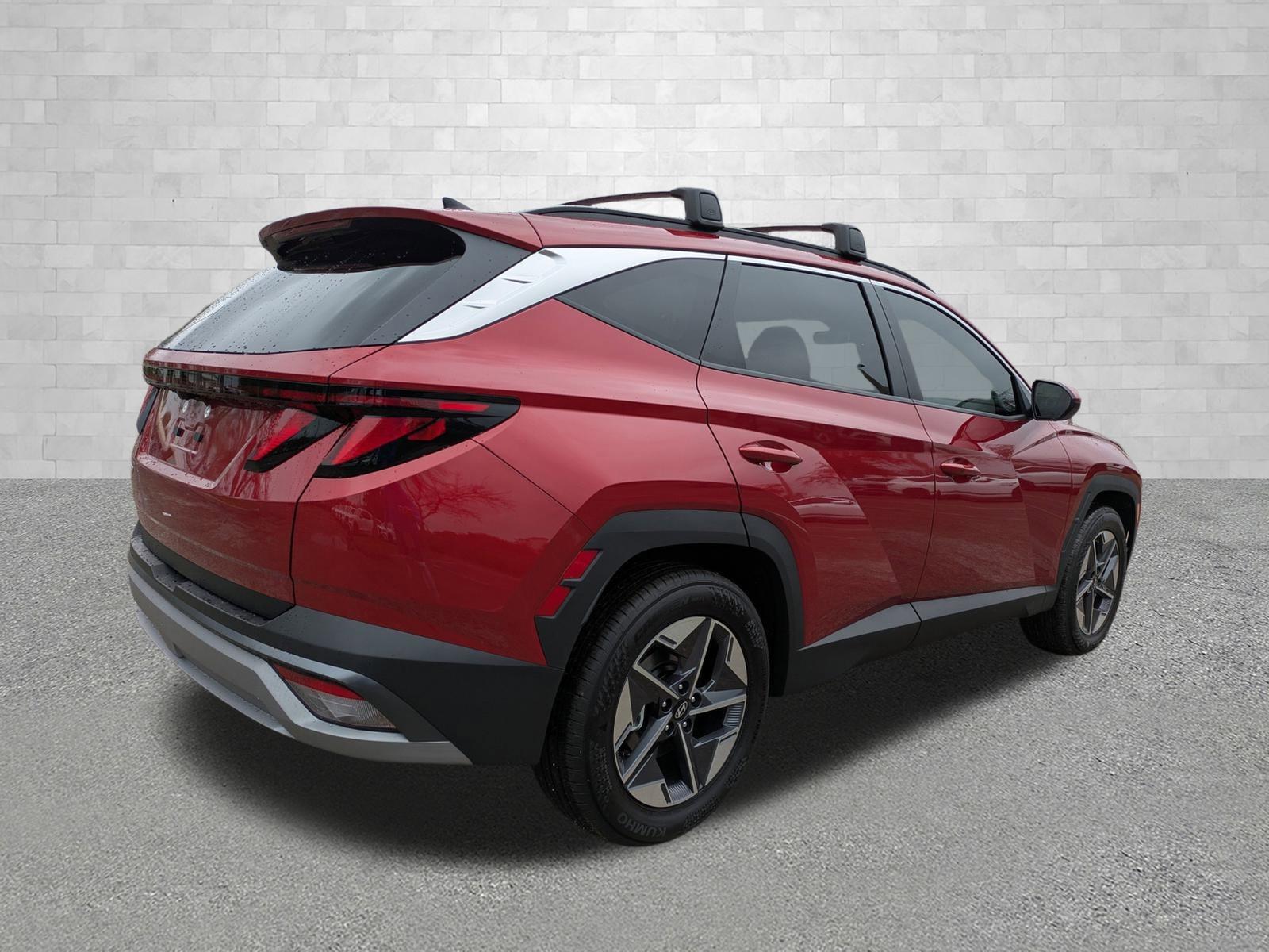 Hyundai Tucson Sel Fwd Front Wheel Drive Sport Utility - Thumbnail 3