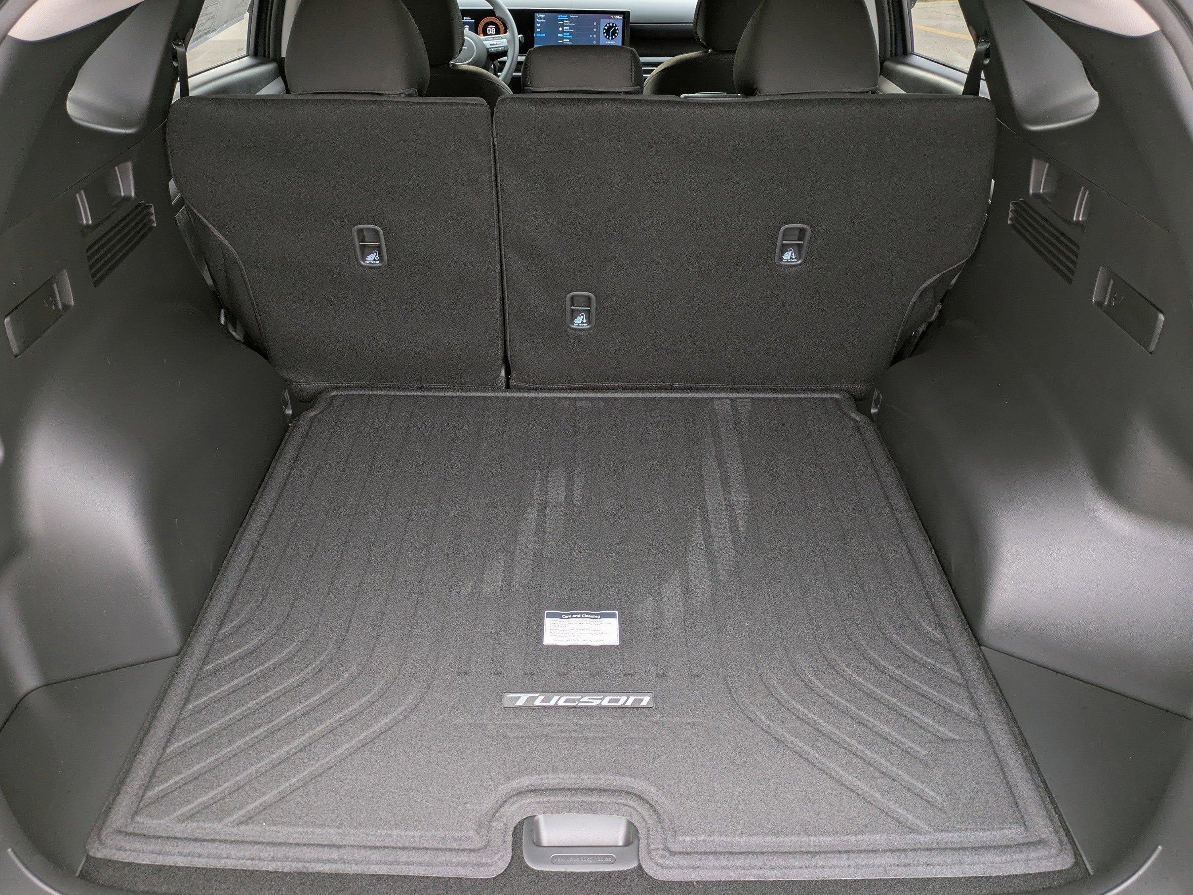 Hyundai Tucson Sel Awd All Wheel Drive Sport Utility - Thumbnail 16