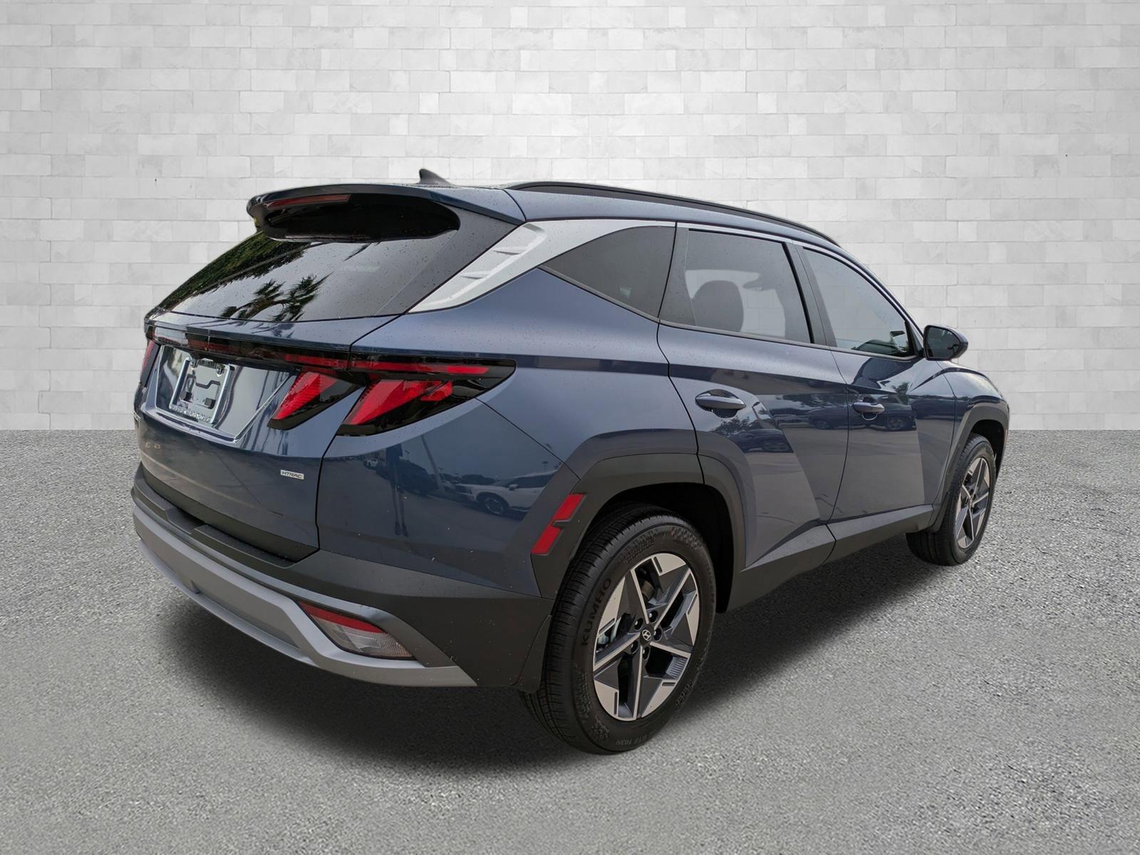 Hyundai Tucson Sel Awd All Wheel Drive Sport Utility - Thumbnail 3