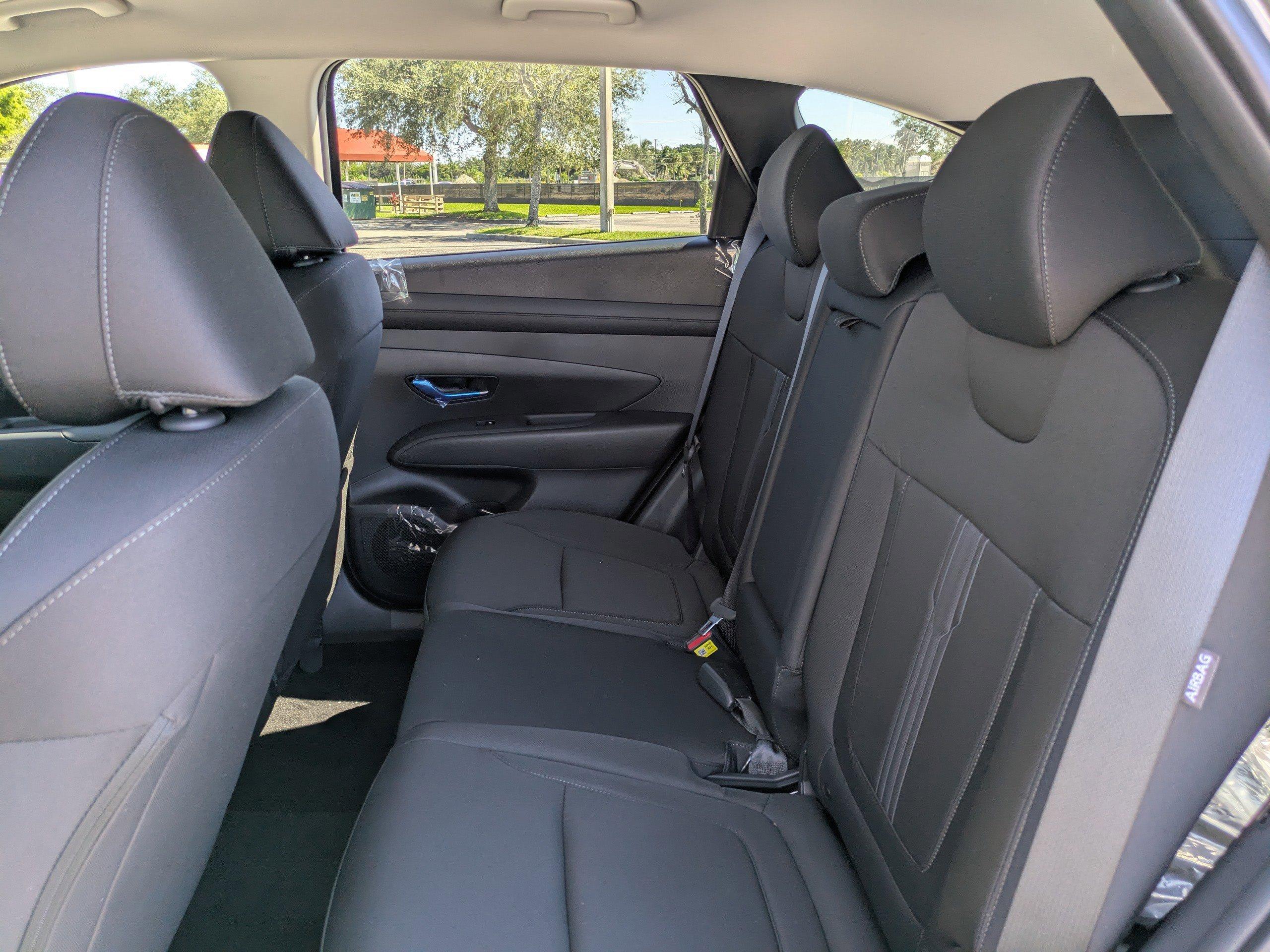 Hyundai Tucson Sel Fwd Front Wheel Drive Sport Utility - Thumbnail 15