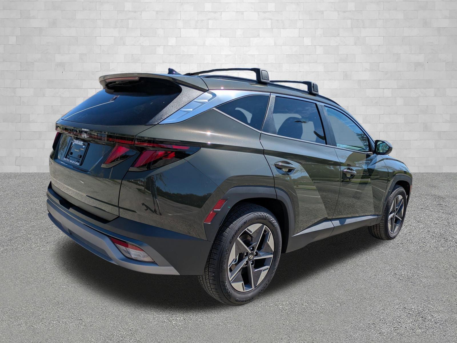 Hyundai Tucson Sel Fwd Front Wheel Drive Sport Utility - Thumbnail 3