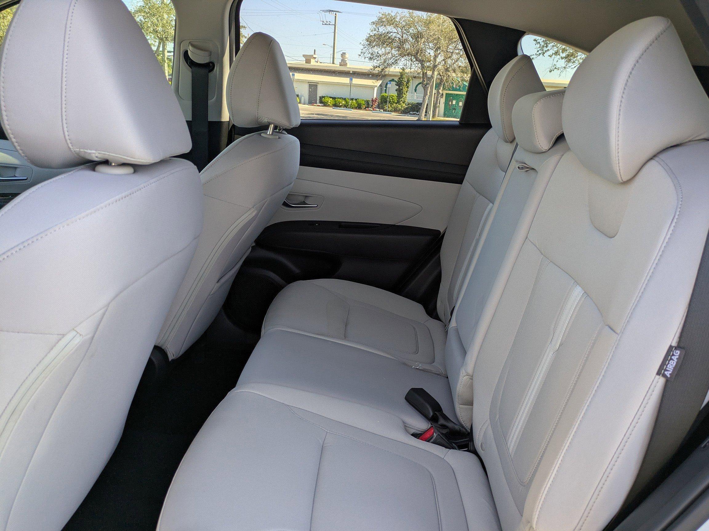 Hyundai Tucson Sel Fwd Front Wheel Drive Sport Utility - Thumbnail 15