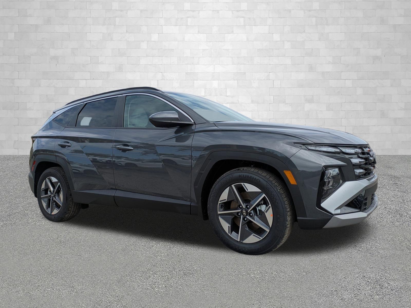 Hyundai Tucson Sel Fwd Front Wheel Drive Sport Utility - Thumbnail 2