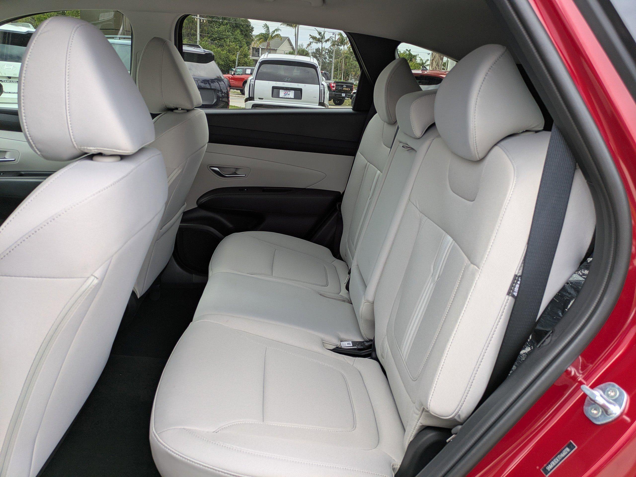 Hyundai Tucson Sel Fwd Front Wheel Drive Sport Utility - Thumbnail 15