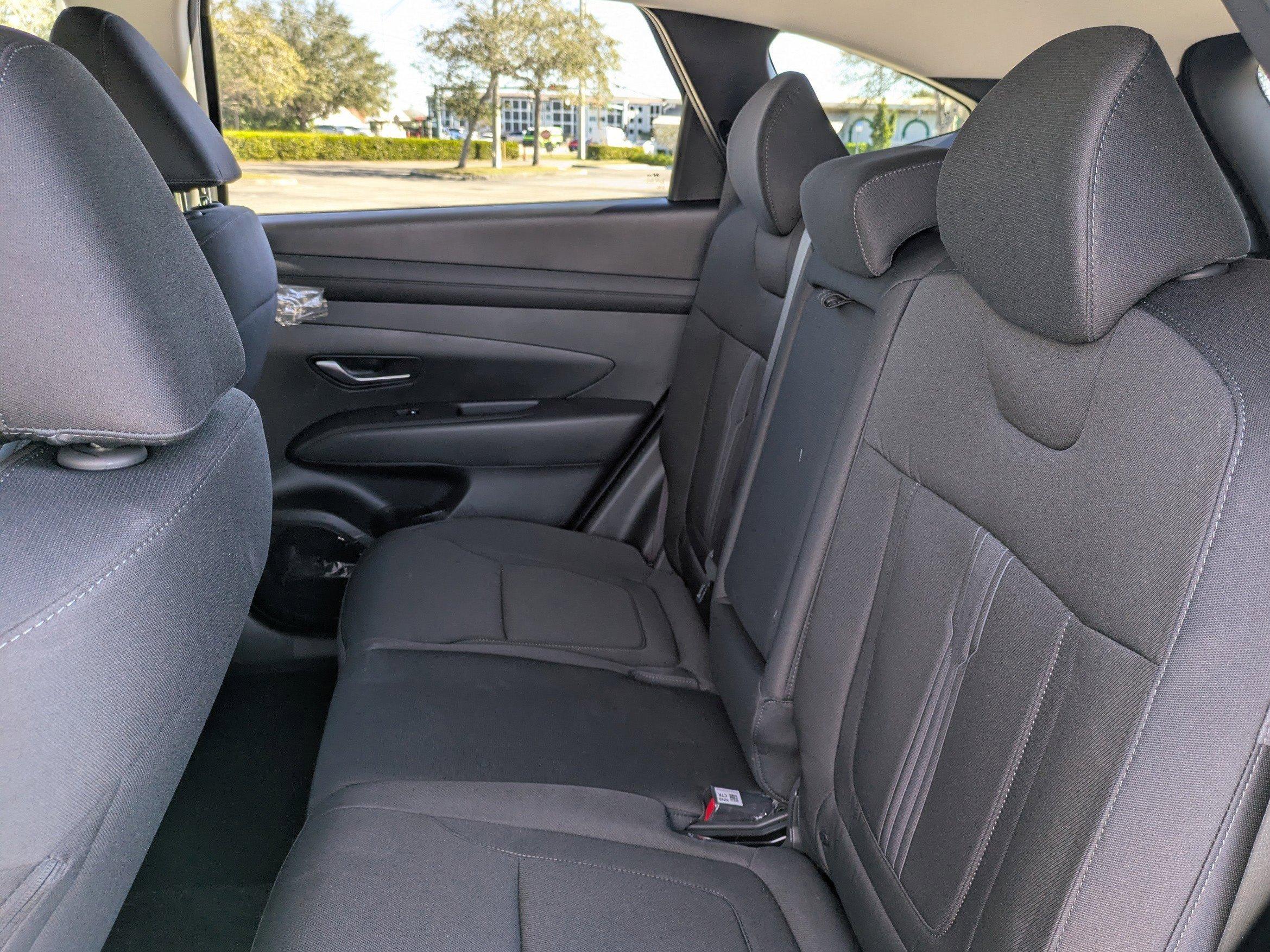 Hyundai Tucson Sel Fwd Front Wheel Drive Sport Utility - Thumbnail 15