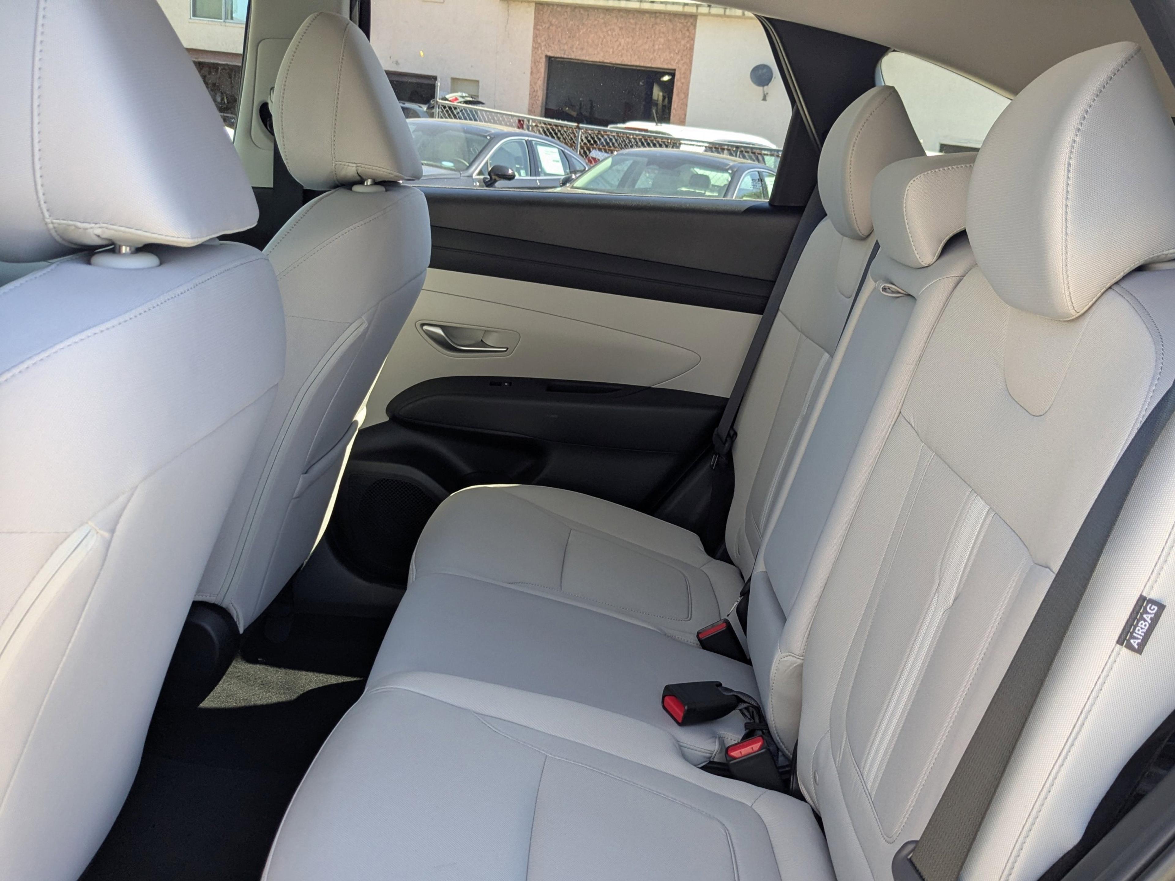 Hyundai Tucson Sel Fwd Front Wheel Drive Sport Utility - Thumbnail 15