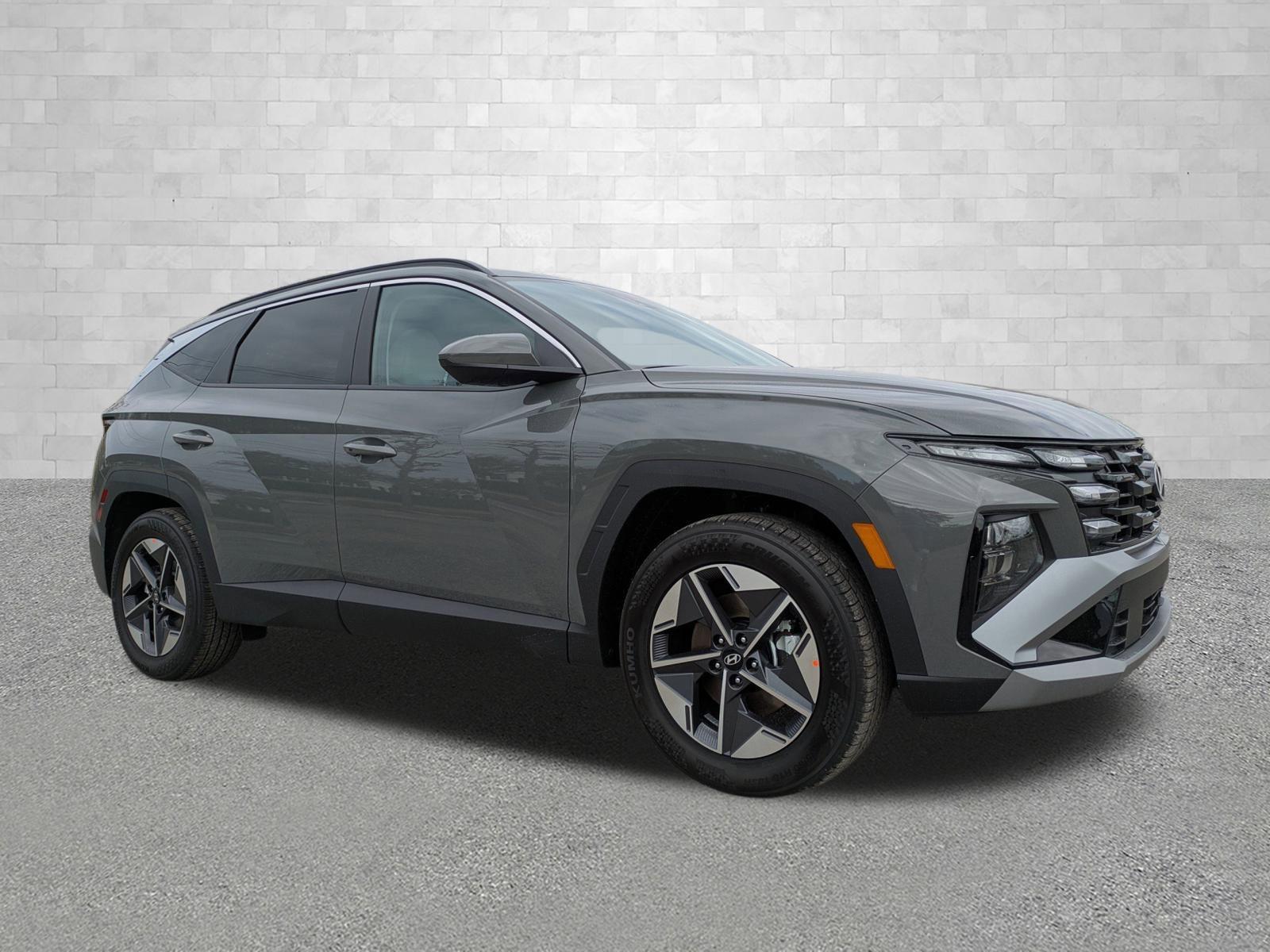 Hyundai Tucson Sel Fwd Front Wheel Drive Sport Utility - Thumbnail 2