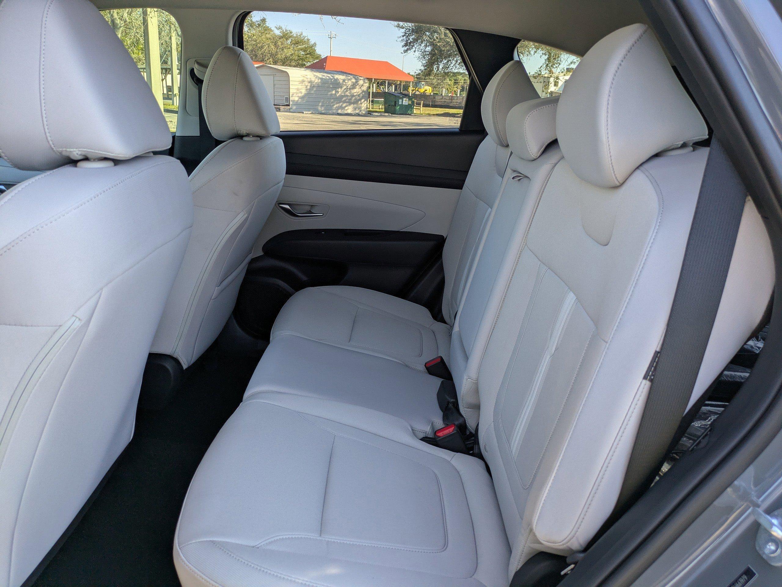 Hyundai Tucson Sel Fwd Front Wheel Drive Sport Utility - Thumbnail 15