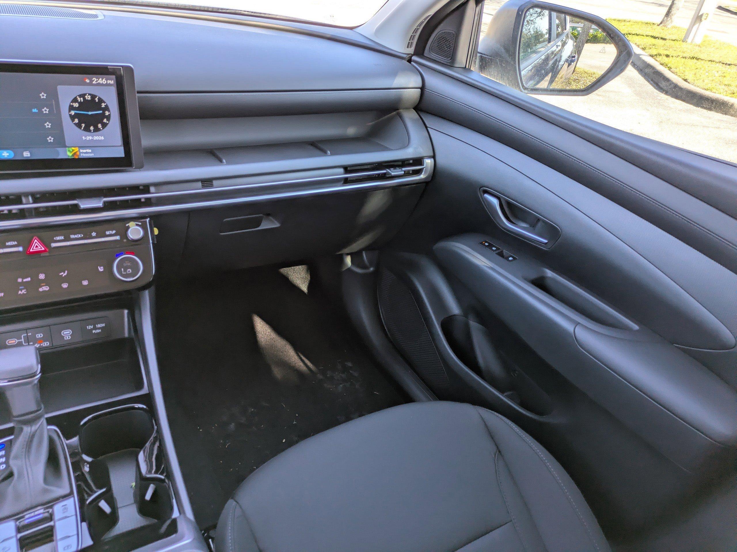 Hyundai Tucson Sel Fwd Front Wheel Drive Sport Utility - Thumbnail 12