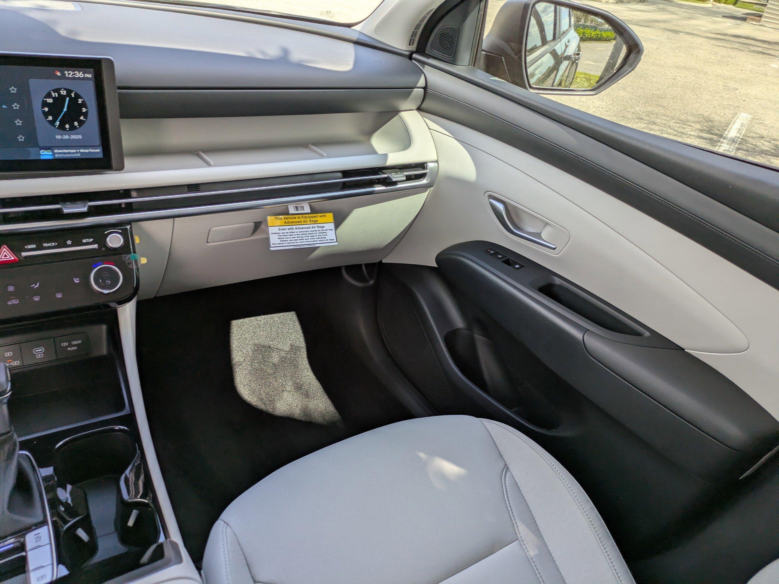 Hyundai Tucson Sel Fwd Front Wheel Drive Sport Utility - Thumbnail 12