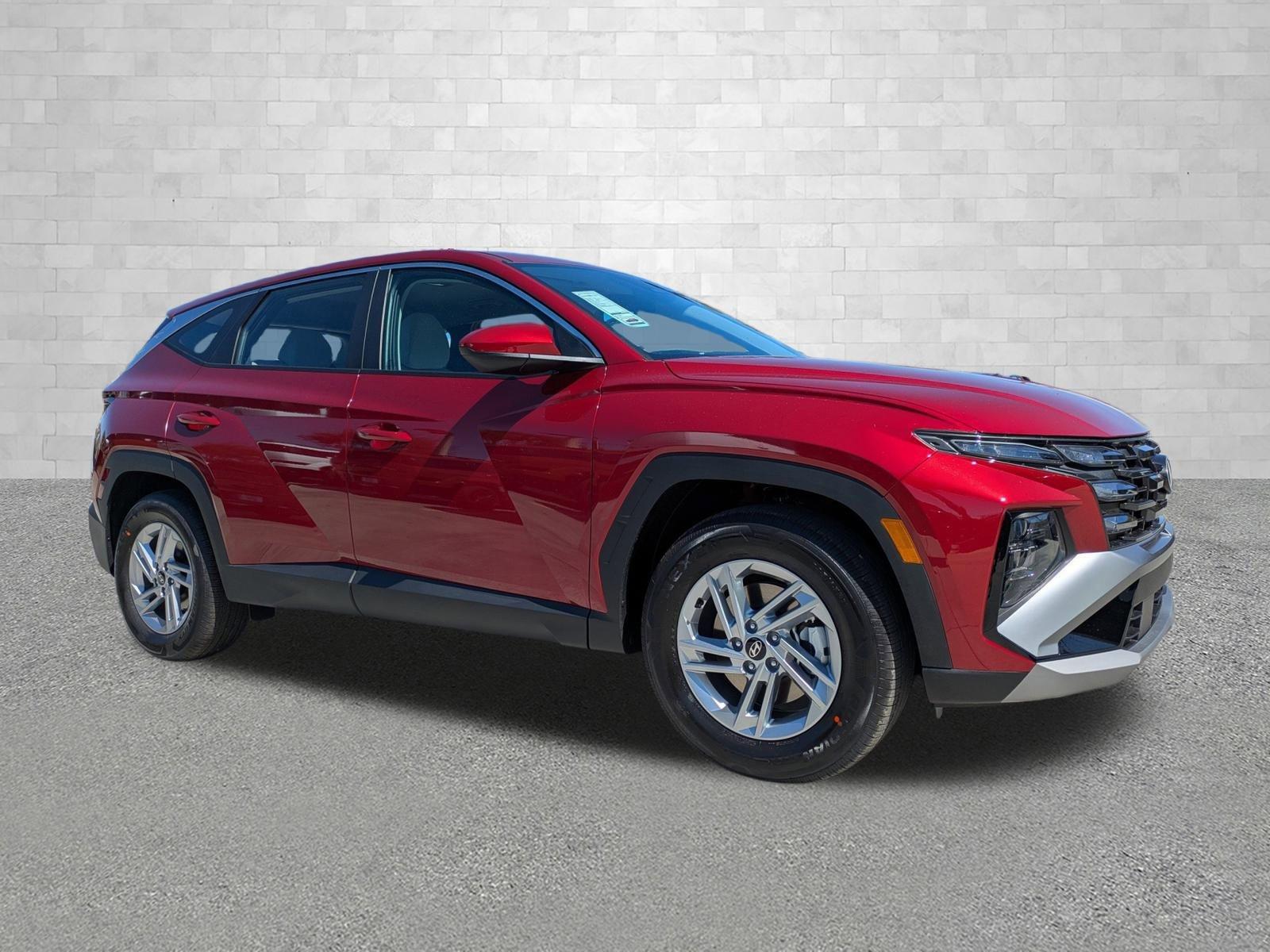 Hyundai Tucson Se Fwd Front Wheel Drive Sport Utility - Thumbnail 2