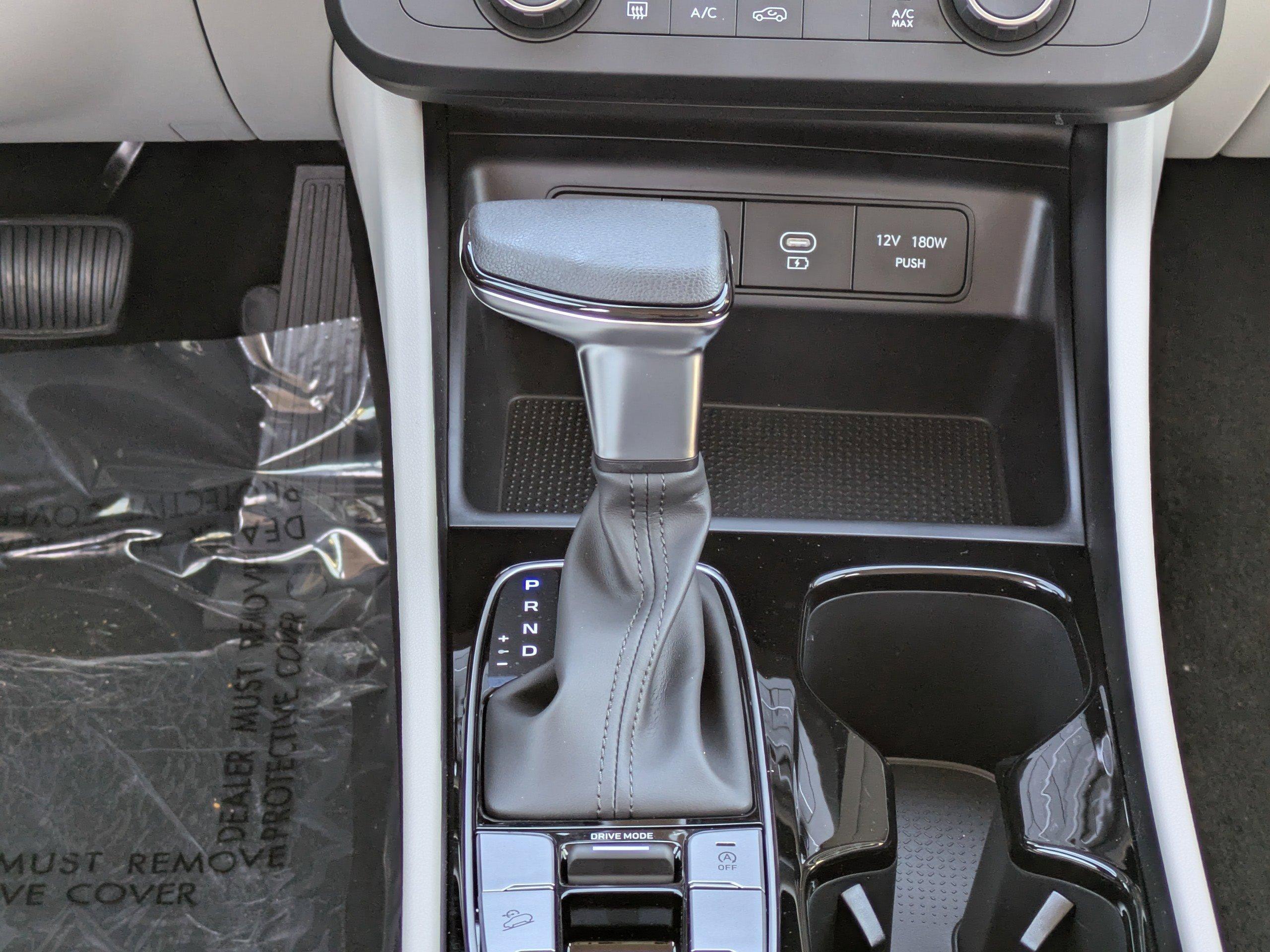 Hyundai Tucson Se Fwd Front Wheel Drive Sport Utility - Thumbnail 14