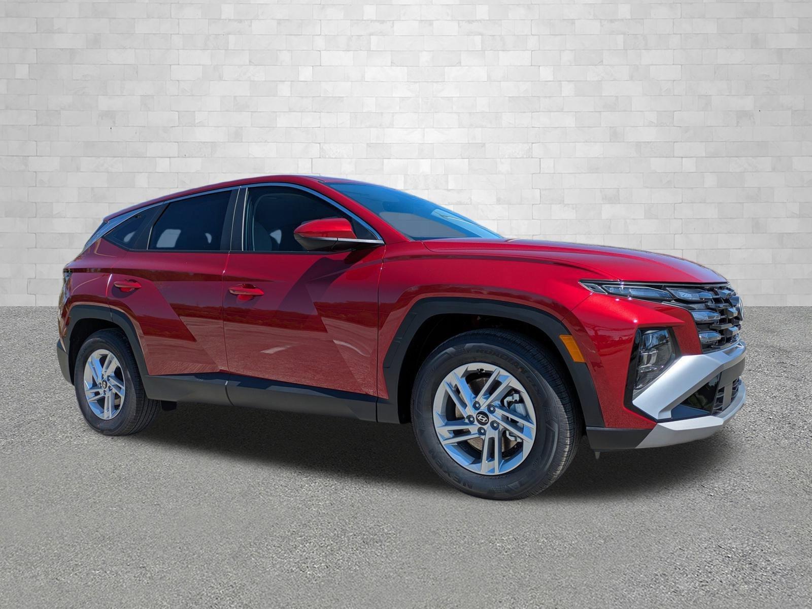 Hyundai Tucson Se Fwd Front Wheel Drive Sport Utility - Thumbnail 2