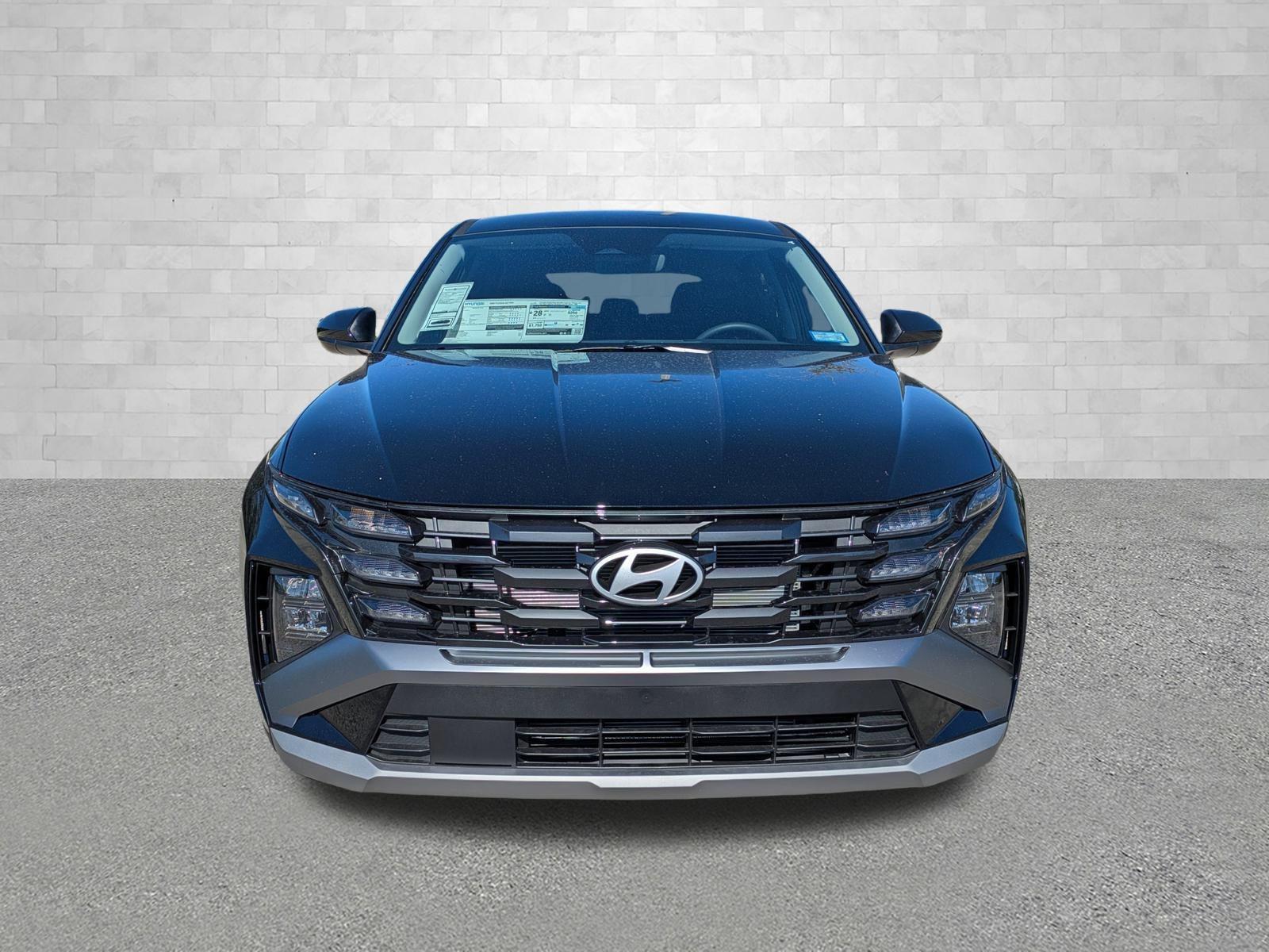 Hyundai Tucson Se Fwd Front Wheel Drive Sport Utility - Thumbnail 7