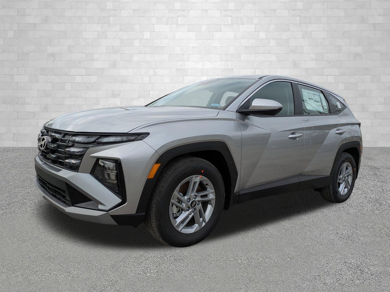 Hyundai Tucson Se Fwd Front Wheel Drive Sport Utility - Thumbnail 5