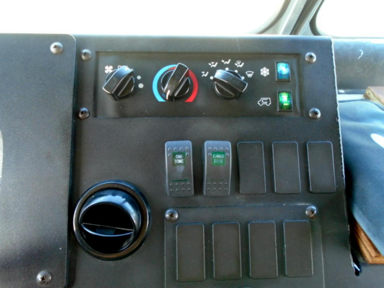 Ford Econoline Commercial Chassise-350 Stripped Chassis 158" - Thumbnail 12