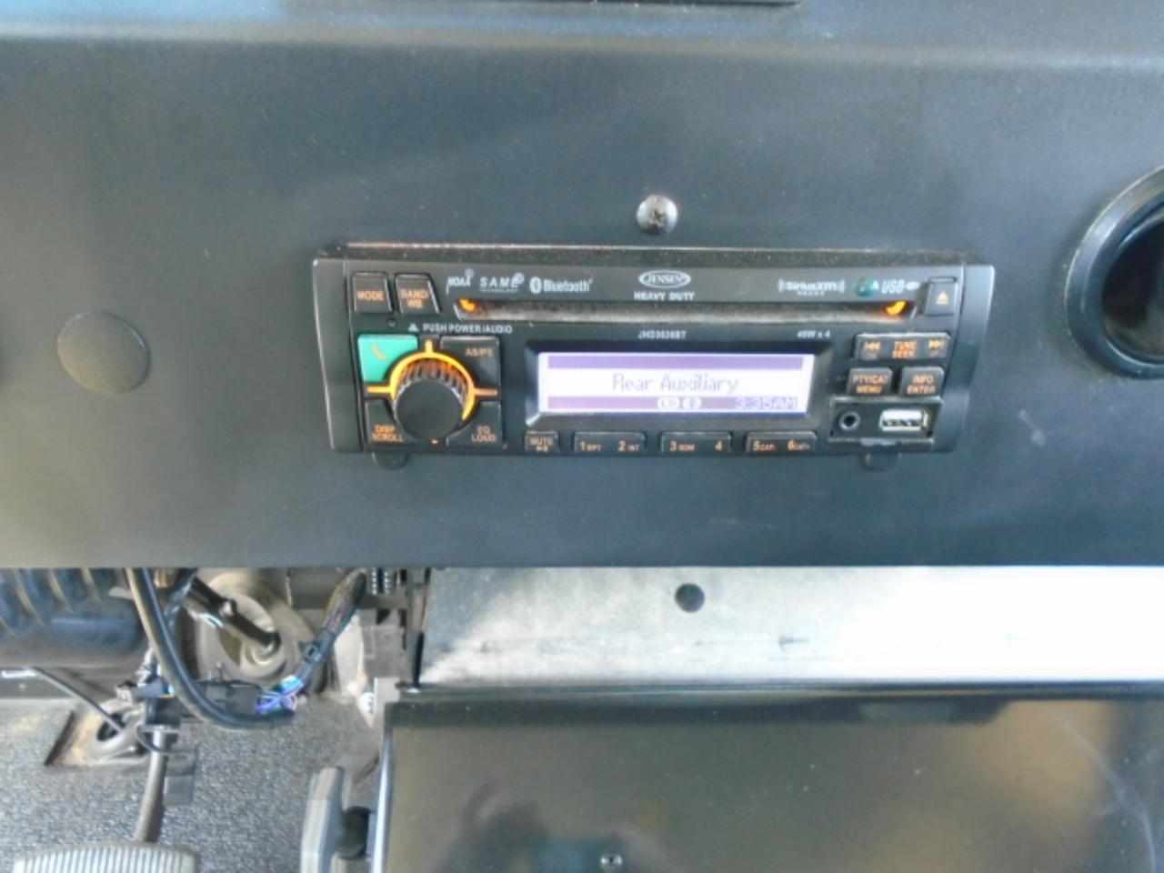 Ford Econoline Commercial Chassise-350 Stripped Chassis 158" - Thumbnail 14