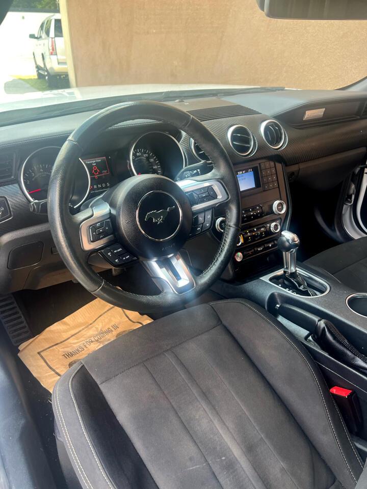 Ford Mustangecoboost Fastback - Thumbnail 10