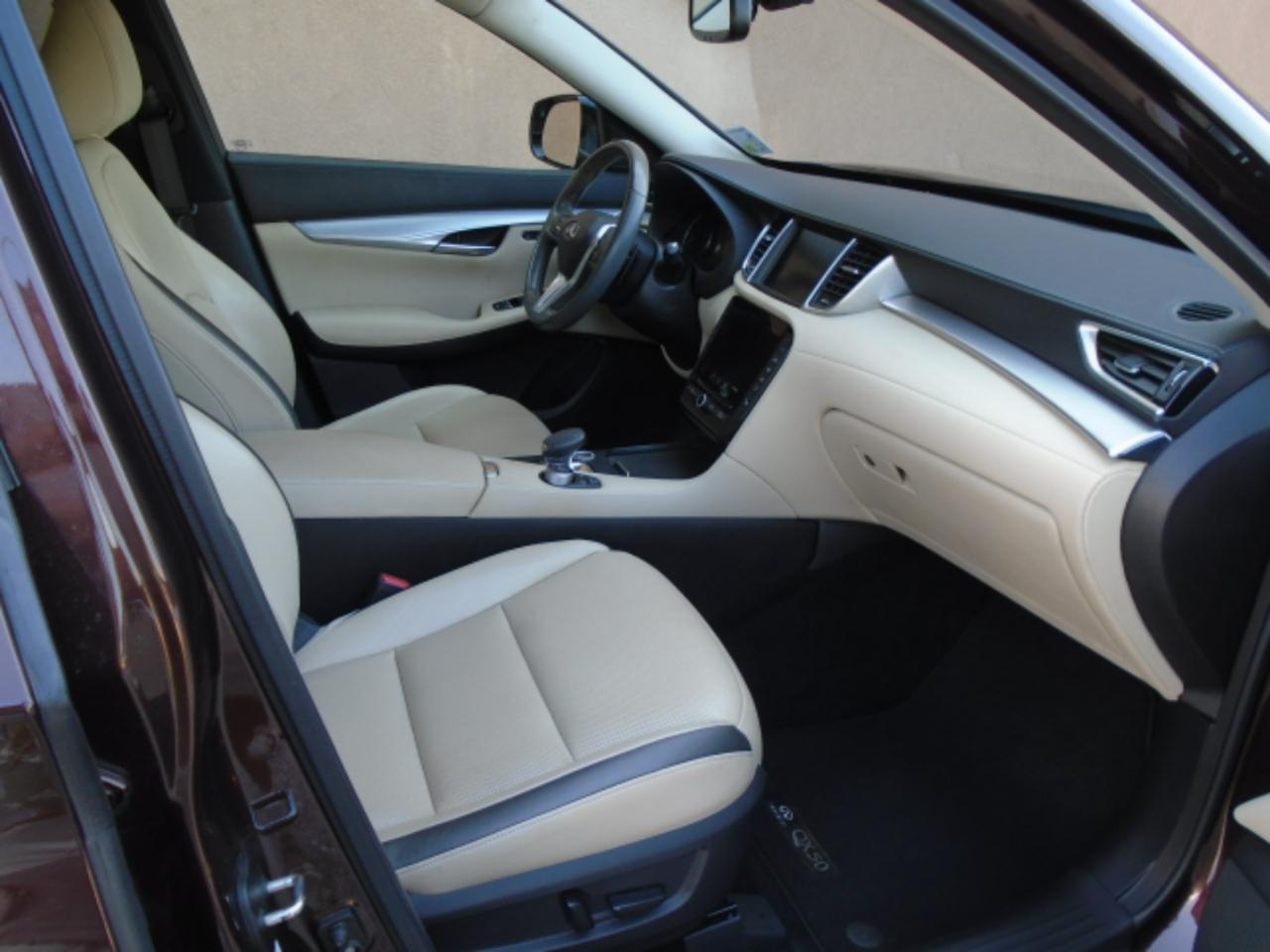 Infiniti Qx50Essential Fwd - Thumbnail 7