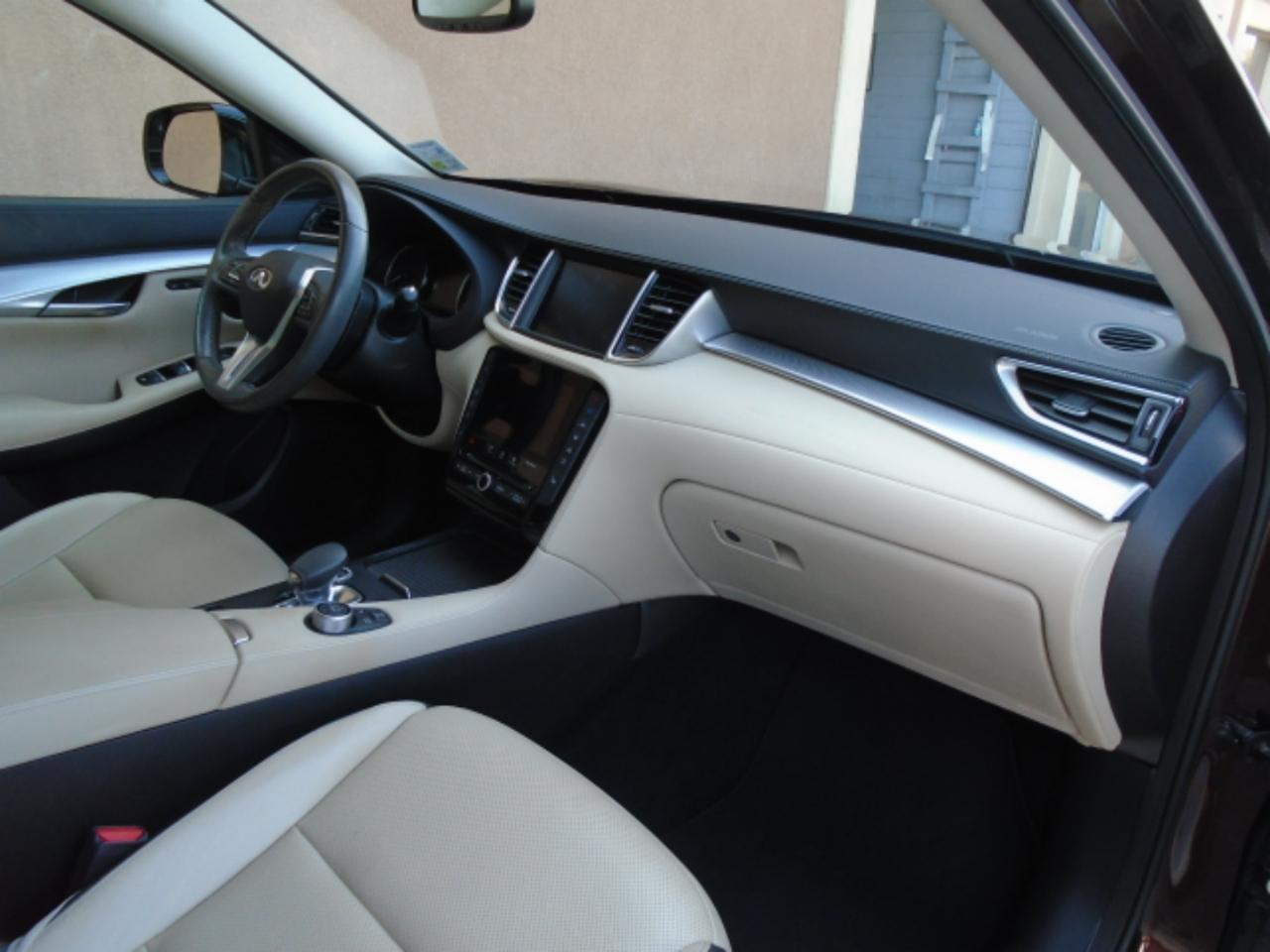 Infiniti Qx50Essential Fwd - Thumbnail 13
