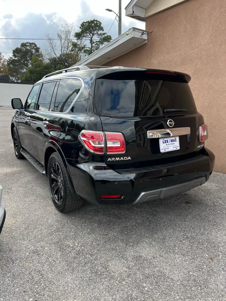 Nissan Armada4X2 Platinum - Thumbnail 4