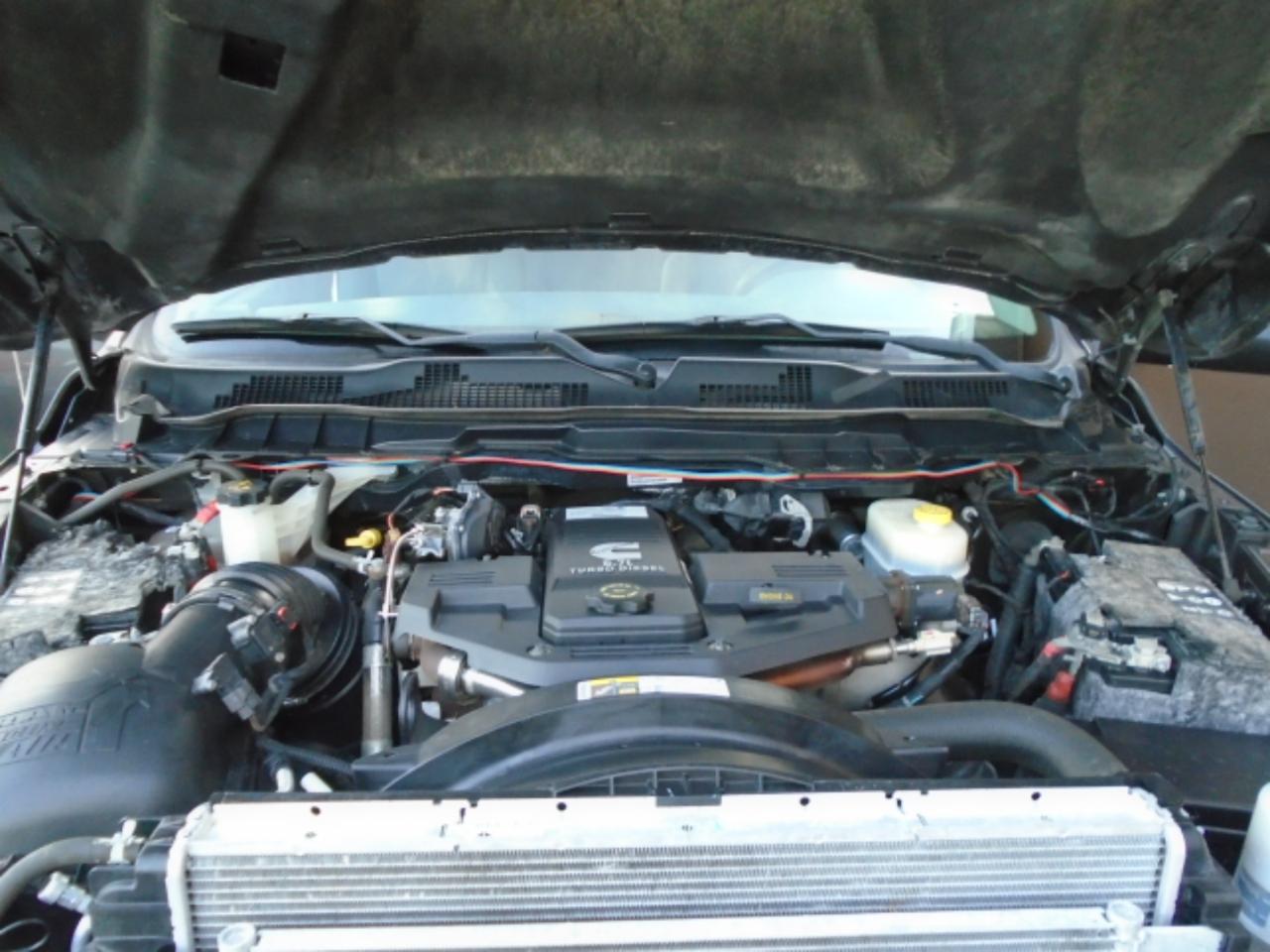 Ram 3500Tradesman 4X4 Crew Cab 8' Box - Thumbnail 19