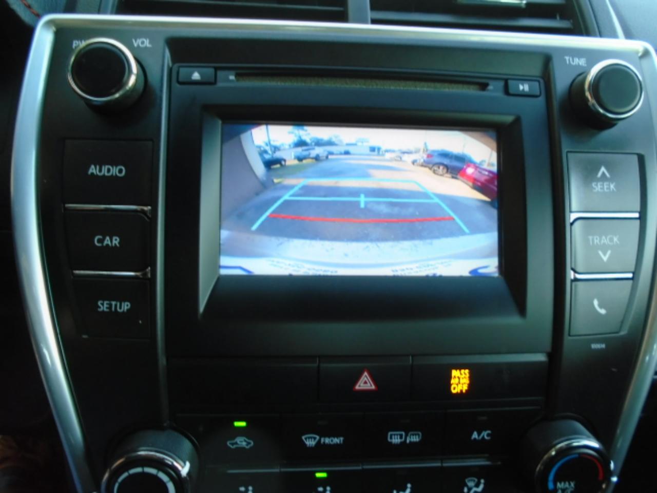 Toyota Camry4Dr Sdn I4 Auto Se W/Special Edition Pkg (Natl) - Thumbnail 19