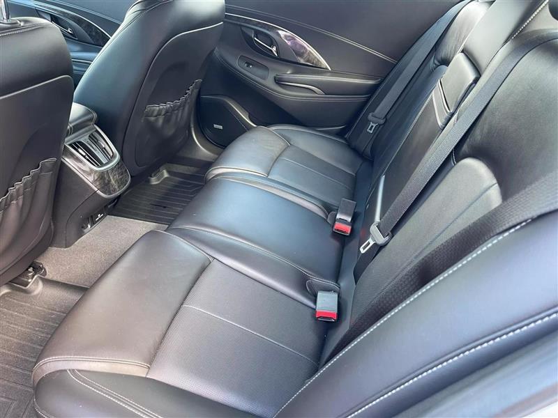 Buick Lacrosse - Thumbnail 19