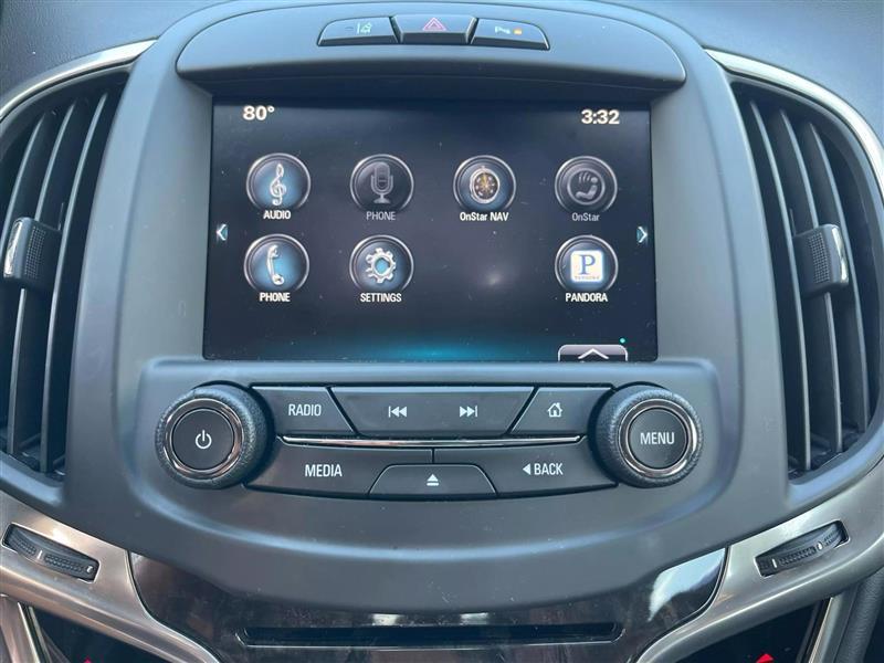 Buick Lacrosse - Thumbnail 15