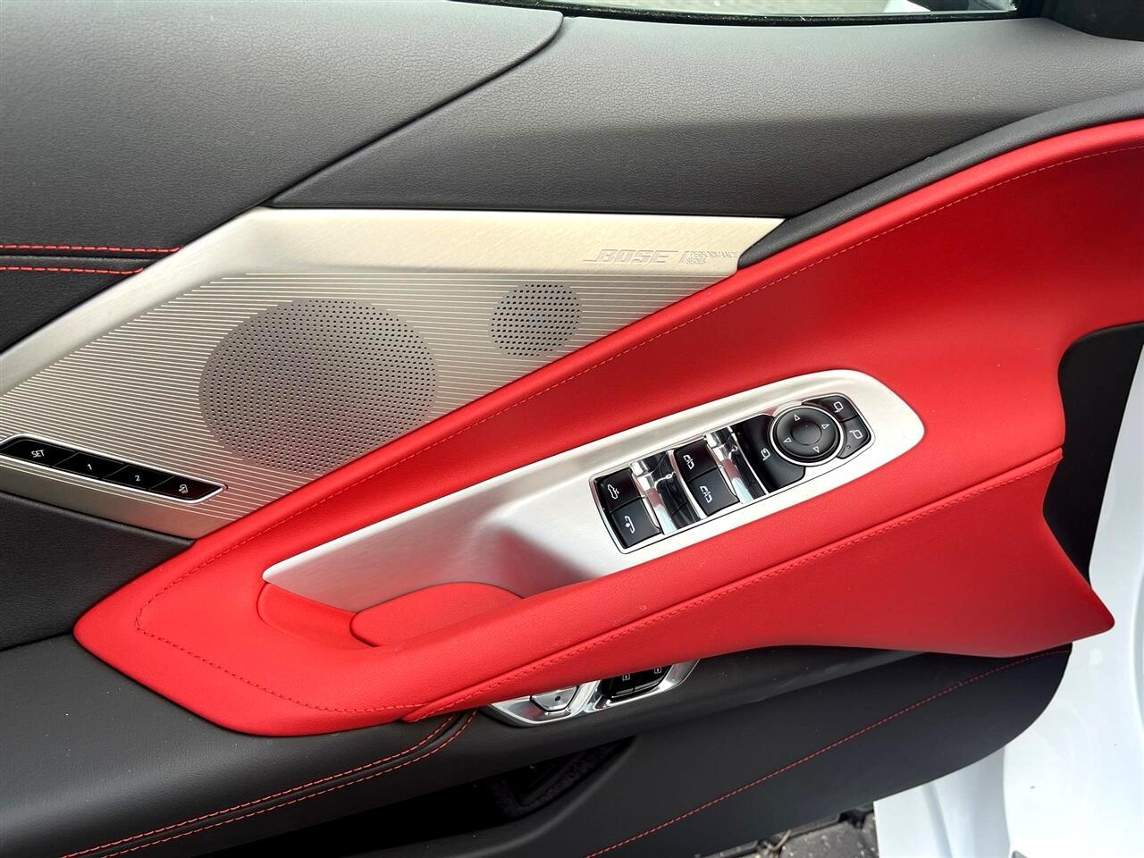 Chevrolet Corvette - Thumbnail 11