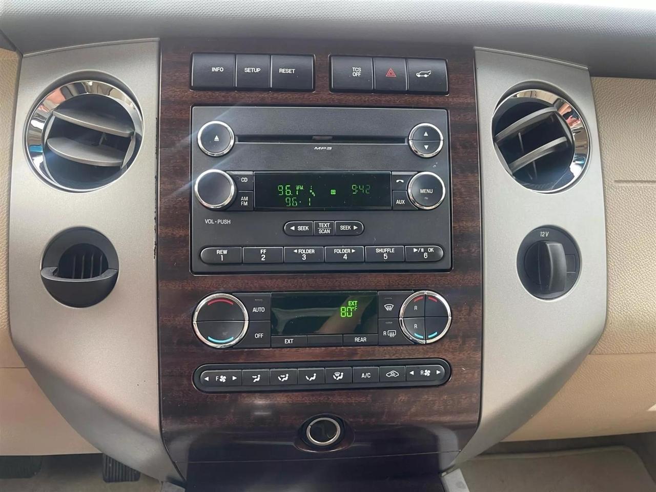 Ford Expedition - Thumbnail 15