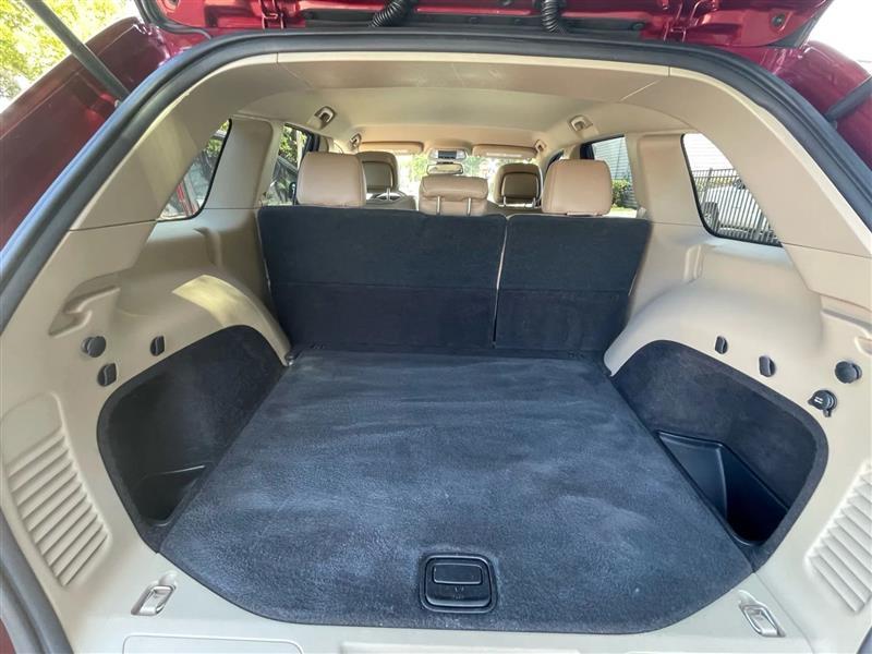 Jeep Grand Cherokee - Thumbnail 2