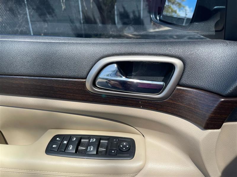 Jeep Grand Cherokee - Thumbnail 7