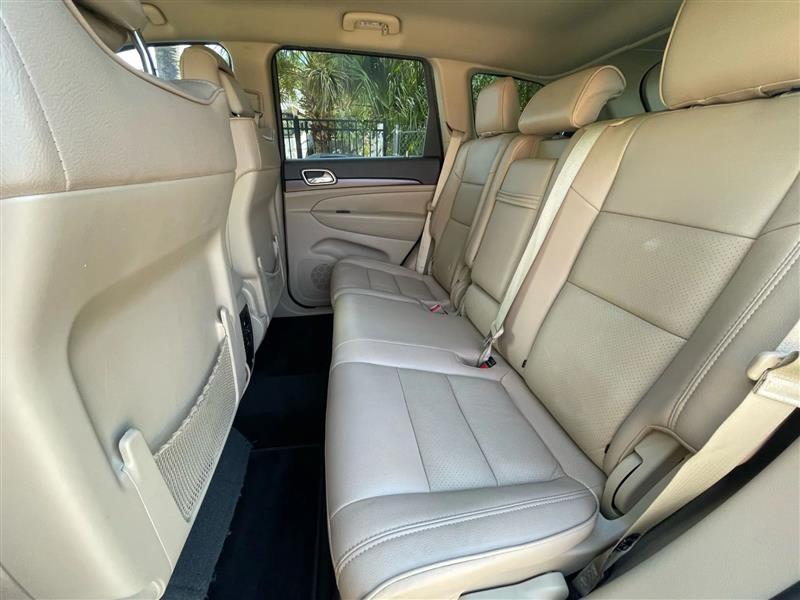 Jeep Grand Cherokee - Thumbnail 14