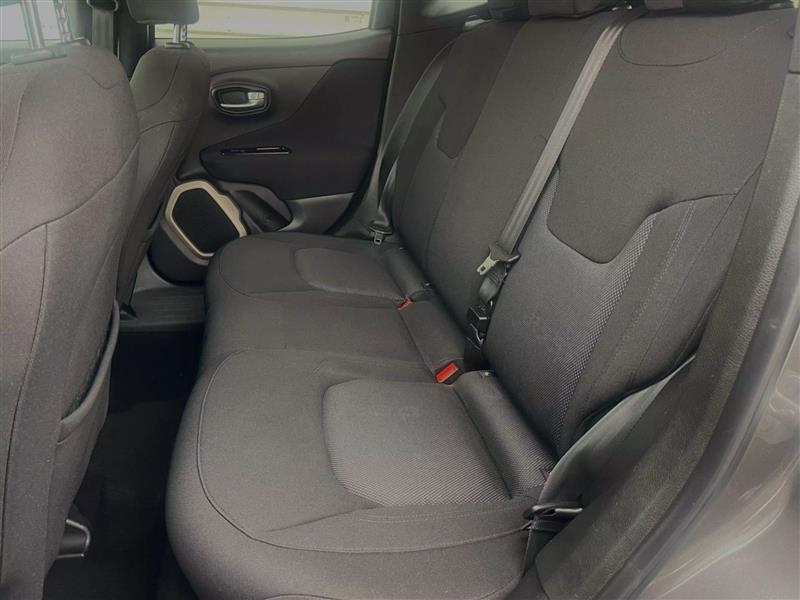 Jeep Renegade - Thumbnail 14