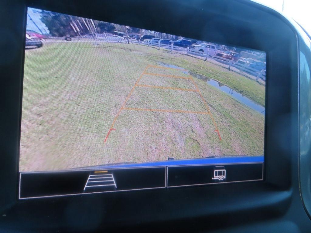 Chevrolet Silverado 1500 - Thumbnail 19