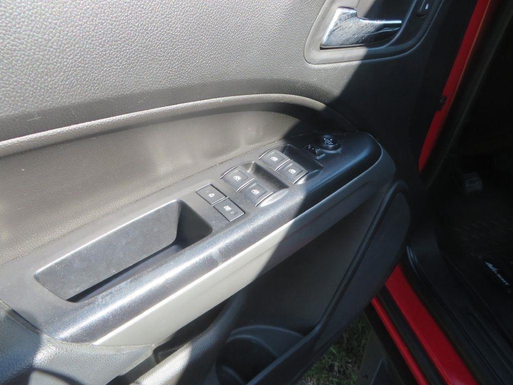 Chevrolet Coloradolt - Thumbnail 14