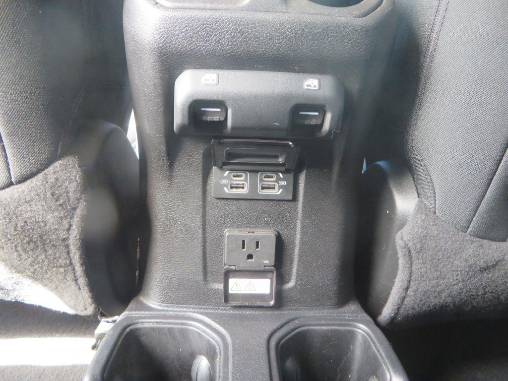 Jeep Wranglersahara - Thumbnail 20