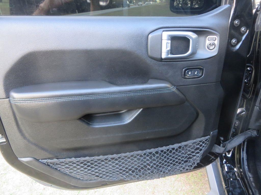 Jeep Wrangler 4Xerubicon 4Xe - Thumbnail 12