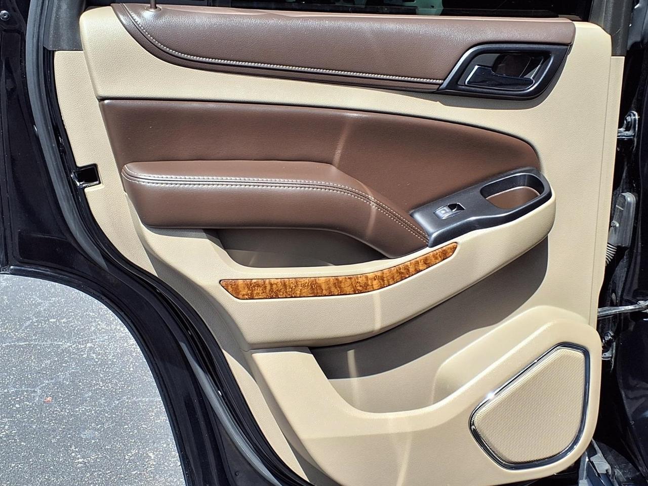 Chevrolet Tahoe - Thumbnail 17