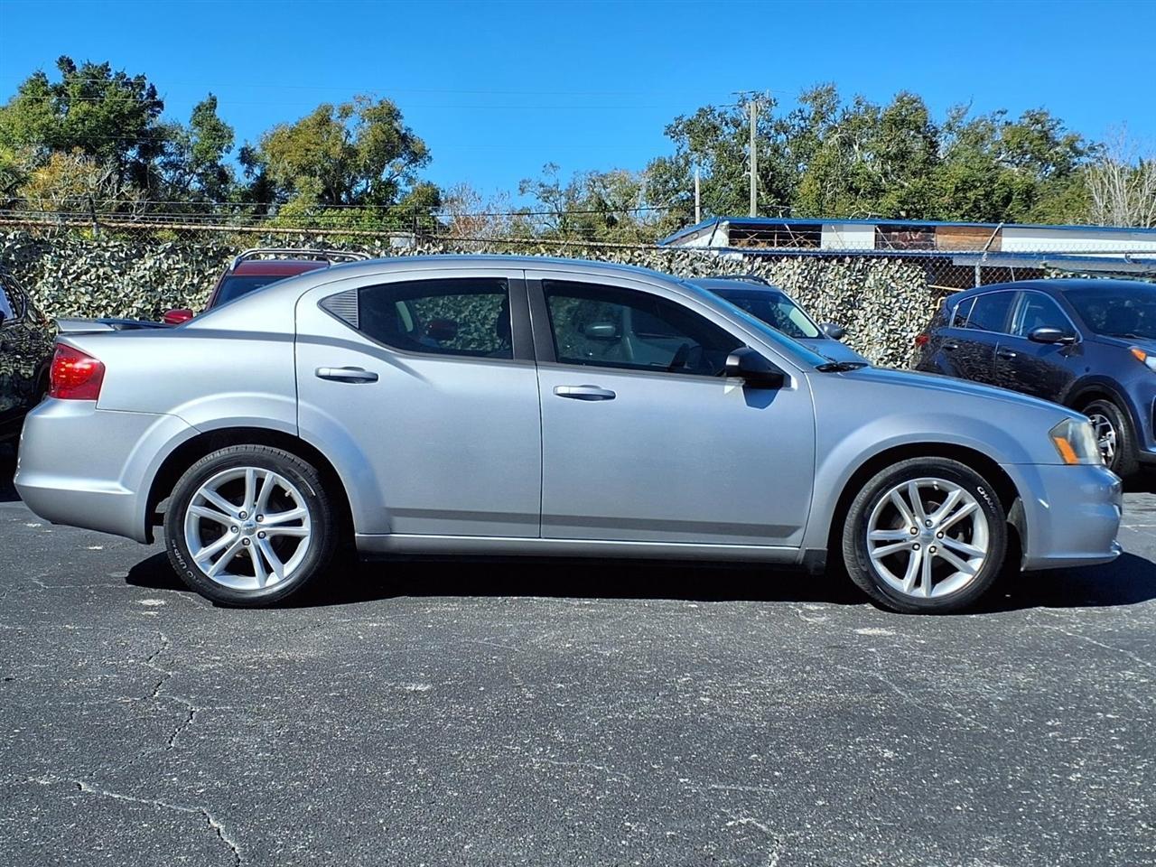 Dodge Avenger4Dr Sdn Se - Thumbnail 3