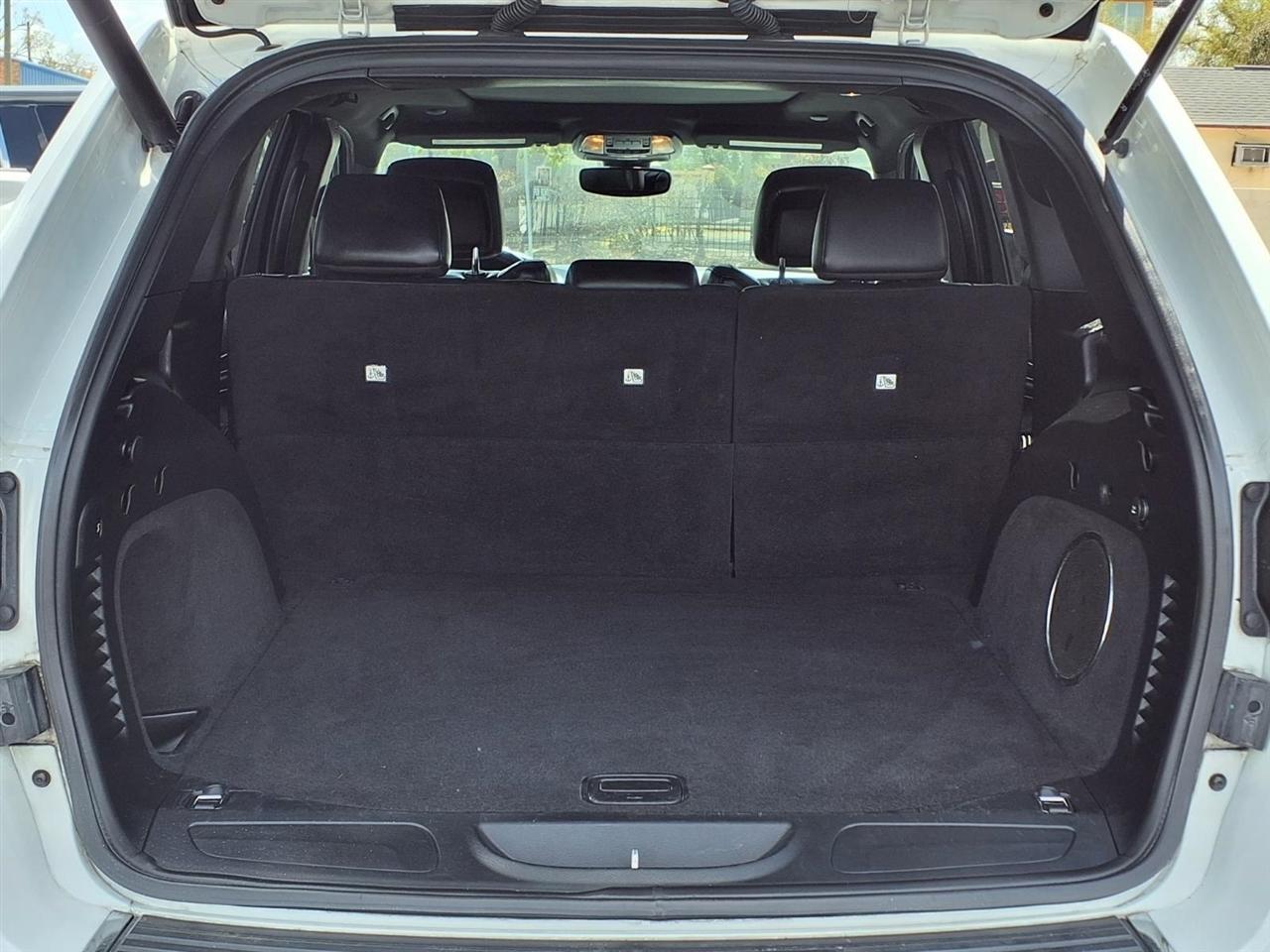 Jeep Grand Cherokee - Thumbnail 16