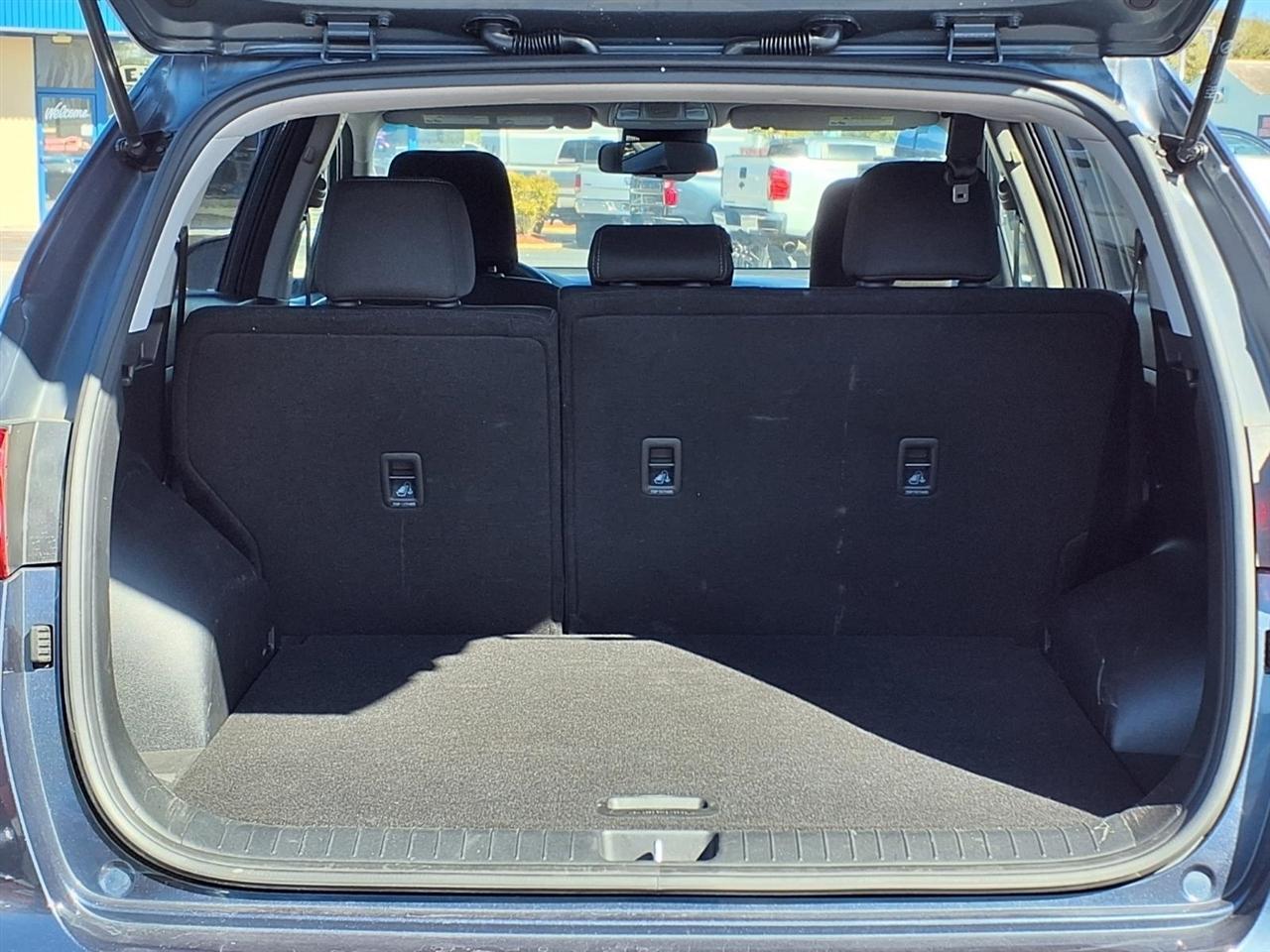 Kia Sportage - Thumbnail 15