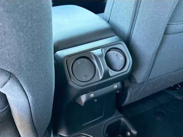 Jeep Wrangler Sport S 4Wd - Thumbnail 18